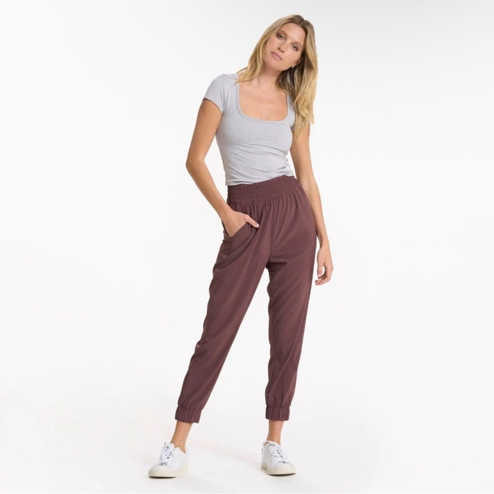 Vuori Women's Joggers